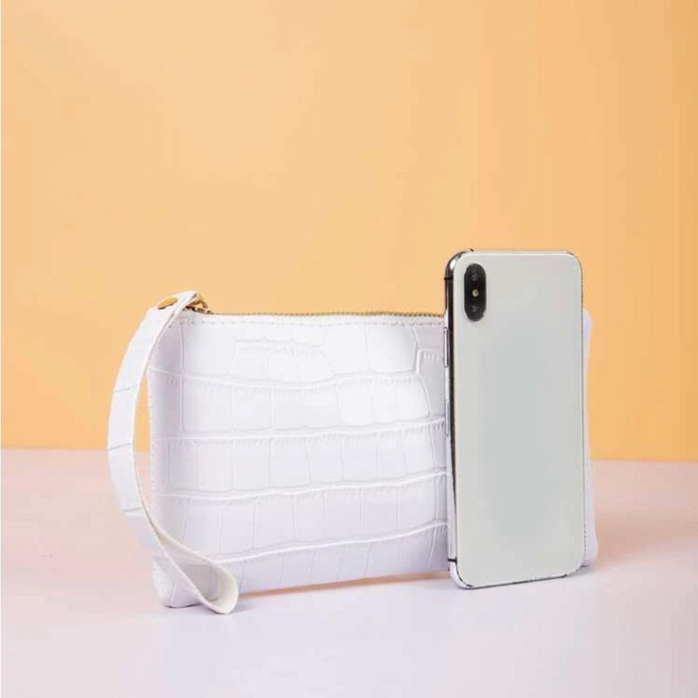 Croc Clutch Wristlet Clutch - Picture 3 of 6